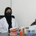 د.تقوي السيابية طبيبة الاسنان بمجمع العناية الطبي ولاية صور