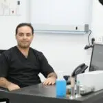 دز اسعد شلاش اخصائي الاطفال بمجمع العناية الطبي ولاية صور